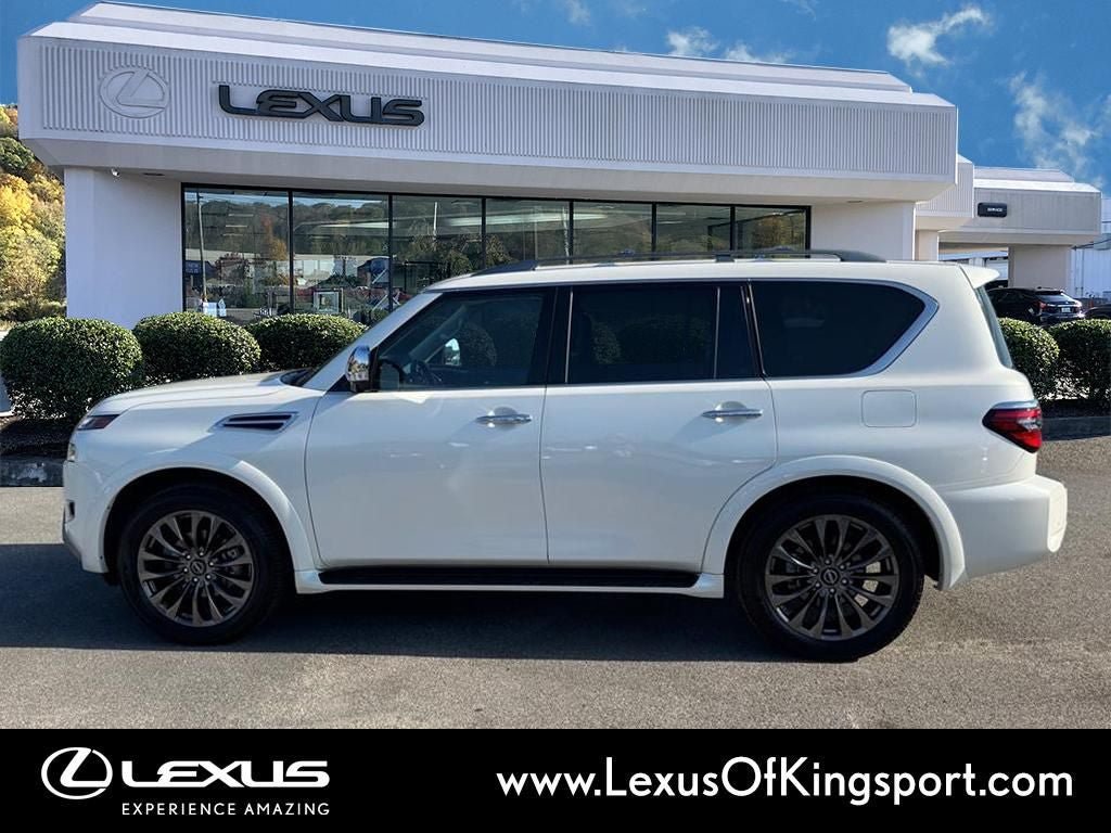 Used 2024 Nissan Armada Platinum w/ Captain's Chairs Package AWD/4WD video 2