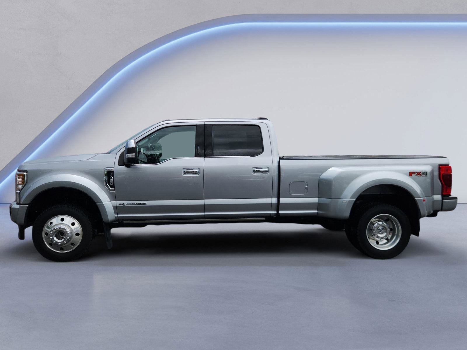 Used 2022 Ford F450 Platinum w/ FX4 Off-Road Package AWD/4WD image 6