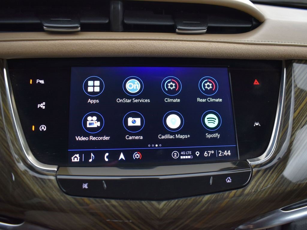 Used 2022 Cadillac XT6 Sport w/ Platinum Package image 16