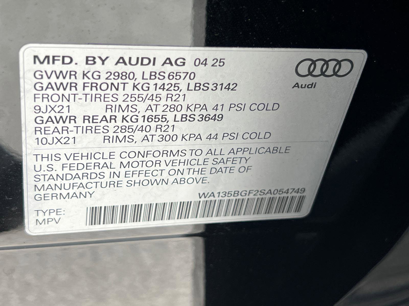 New 2025 Audi SQ6 e-tron Prestige image 27