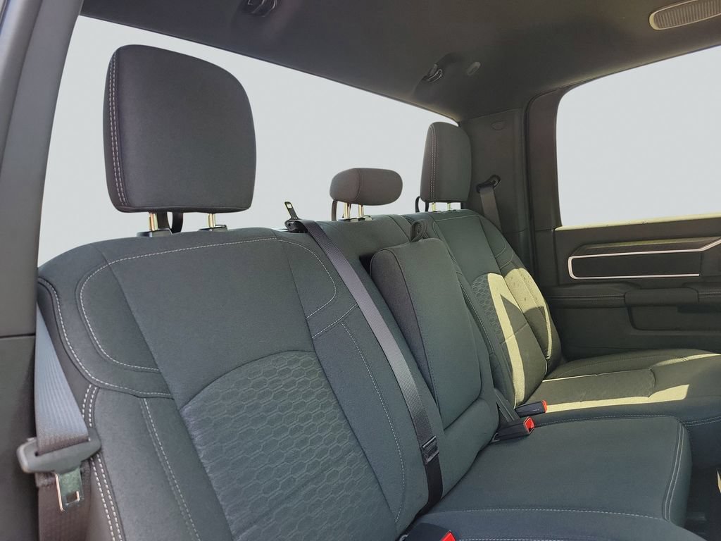 New 2026 RAM 3500 Big Horn AWD/4WD image 36