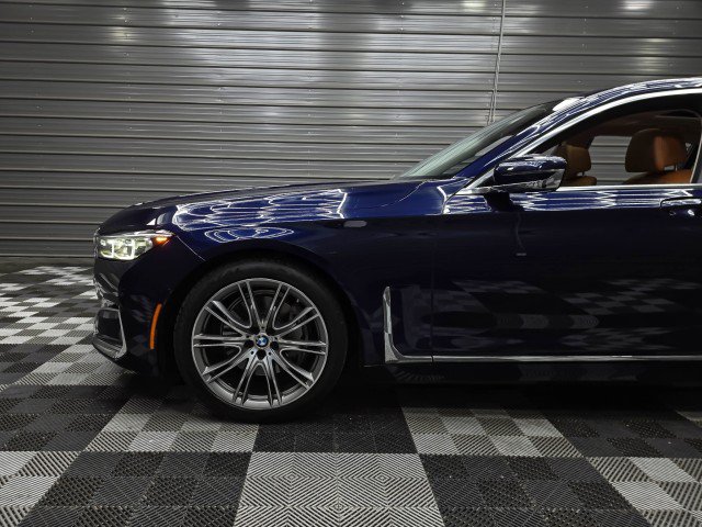 Used 2022 BMW 740i xDrive w/ Premium Package AWD/4WD image 46