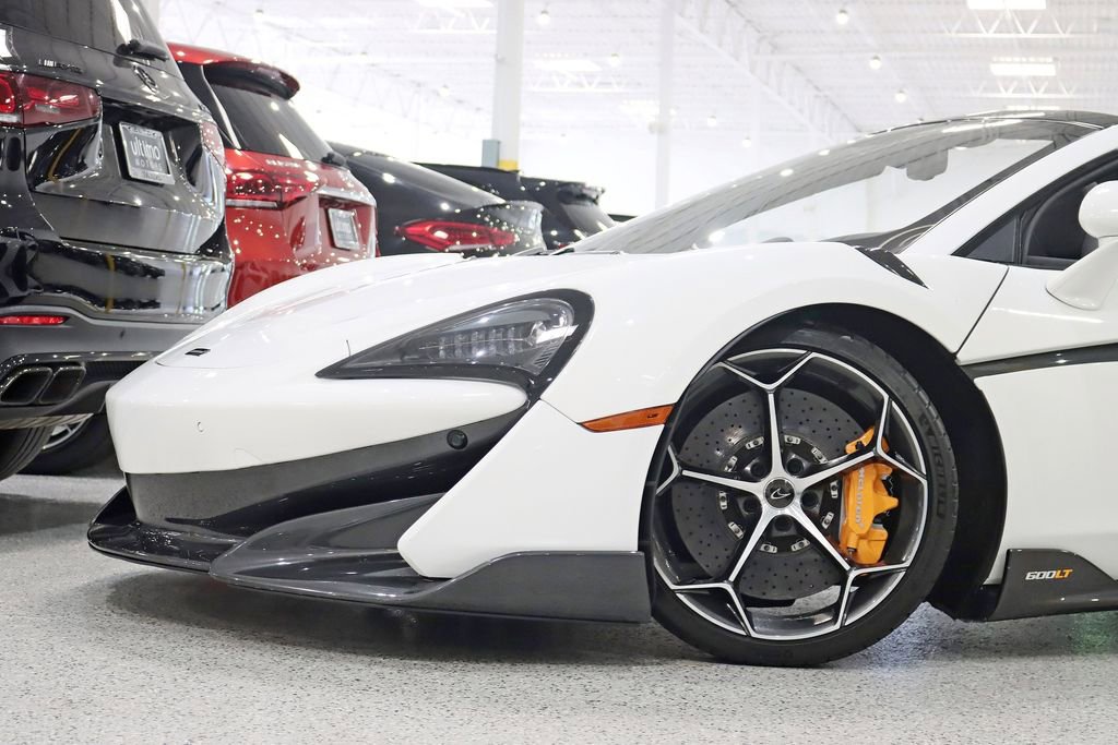 Used 2020 McLaren 600LT Spider RWD image 4