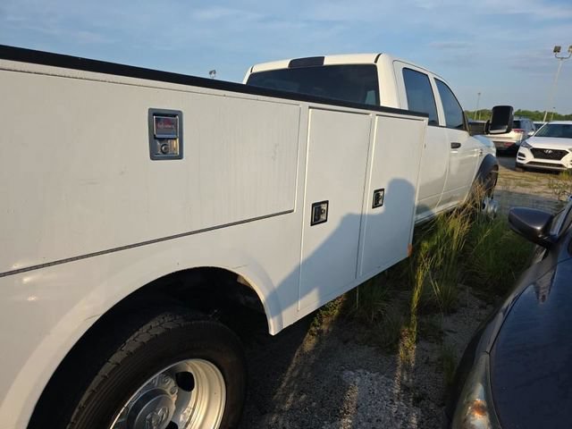 Used 2024 RAM 4500 Tradesman w/ Chrome Appearance Group AWD/4WD image 2