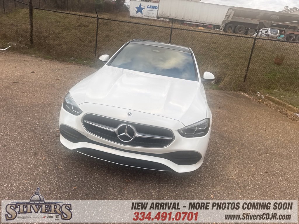 Used 2023 Mercedes-Benz C 300 Sedan image 3