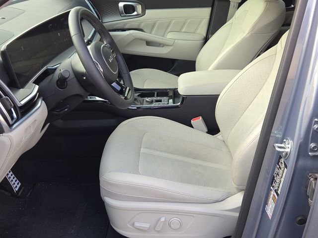 Used 2025 Kia Sorento SX image 10