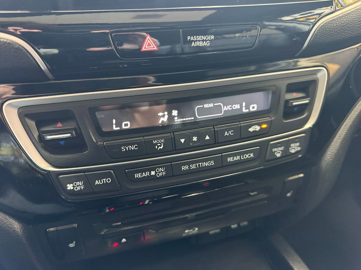 Used 2019 Honda Pilot Touring image 34