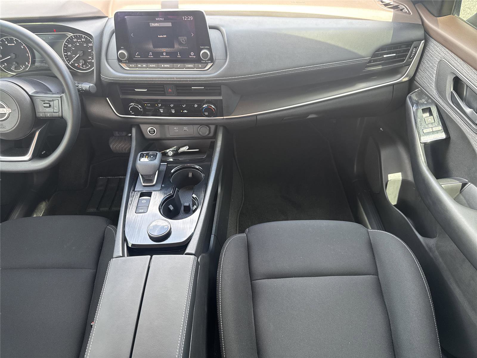 Used 2023 Nissan Rogue S image 26