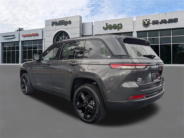 New 2025 Jeep Grand Cherokee Limited w/ Black Appearance Package image 6