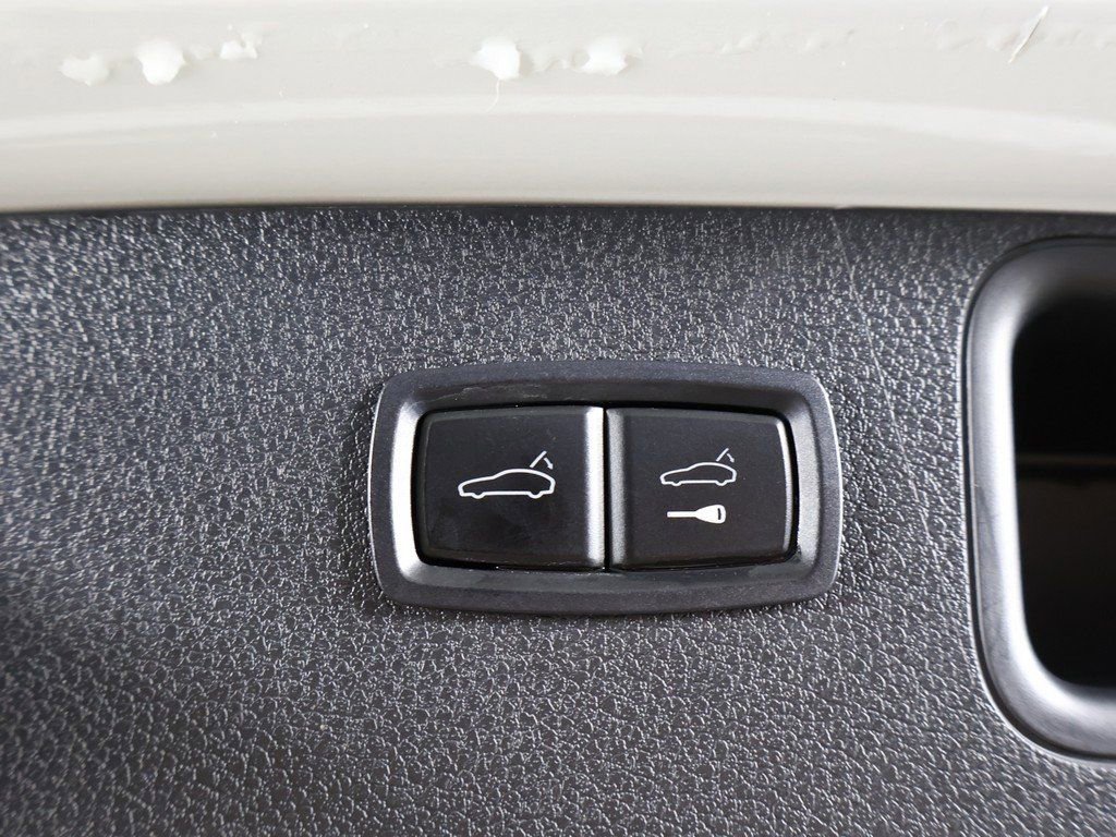 Used 2018 Porsche Macan GTS w/ Premium Package Plus image 23