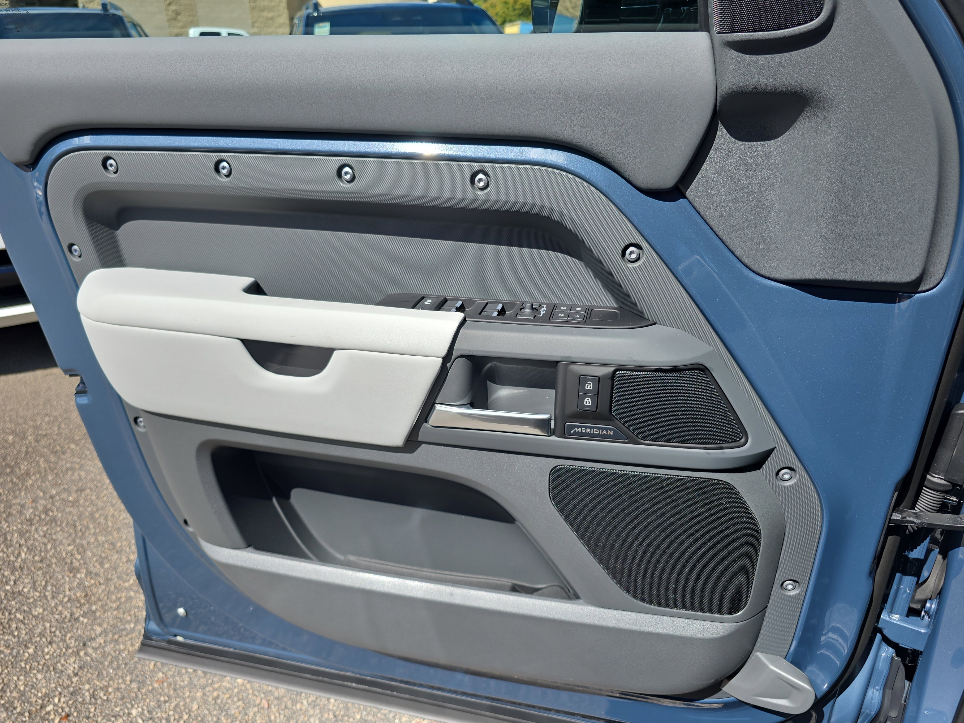 New 2026 Land Rover Defender 110 S image 26
