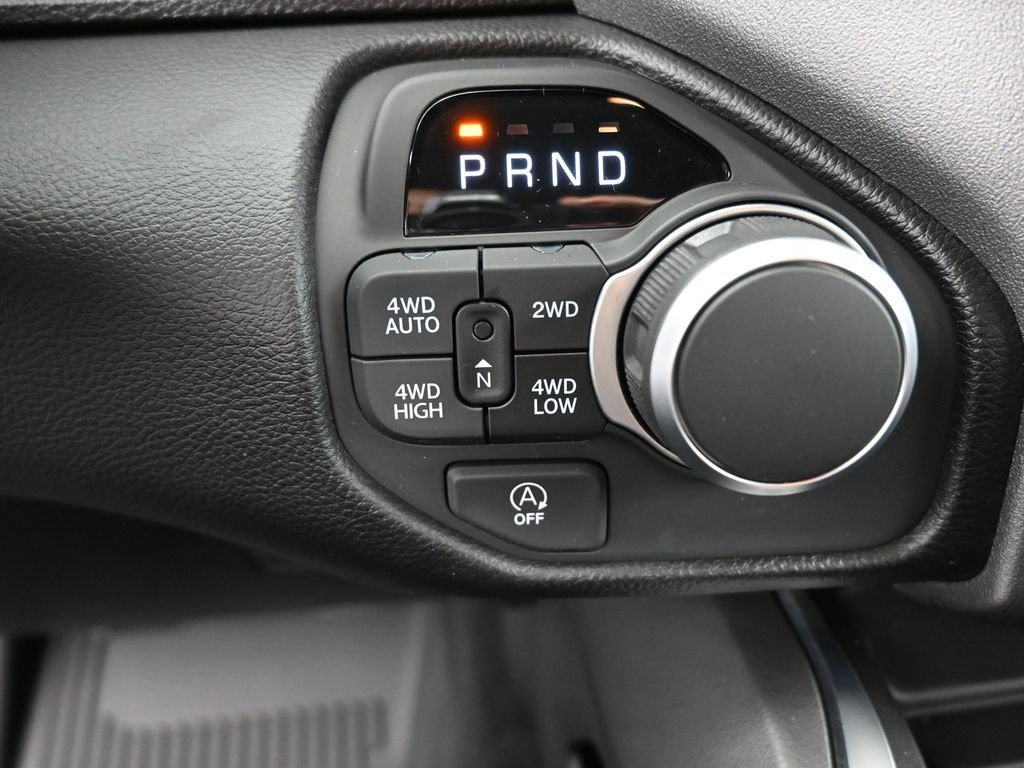 New 2025 RAM 1500 Lone Star image 4