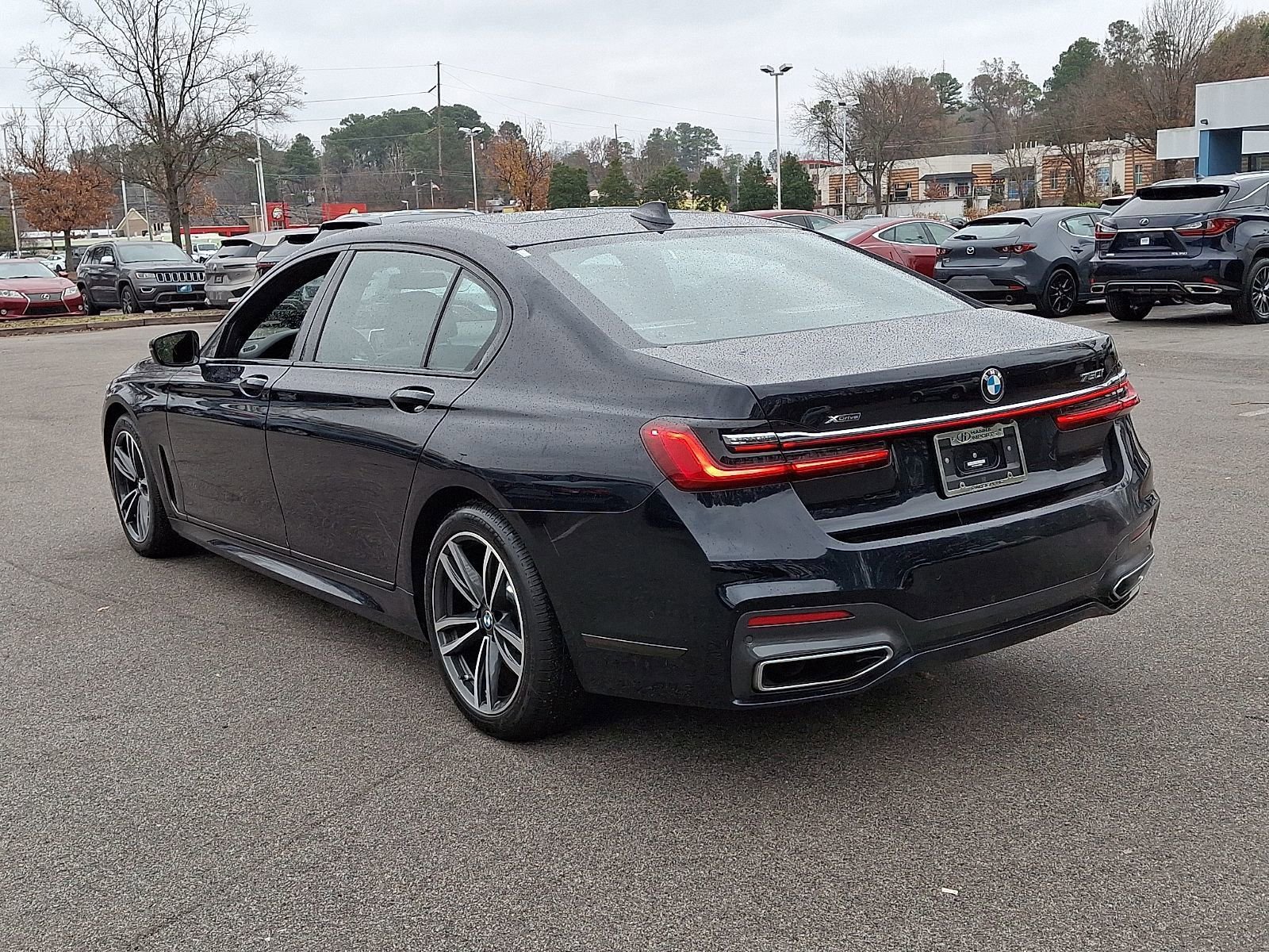 Used 2022 BMW 750i xDrive w/ M Sport Package image 4