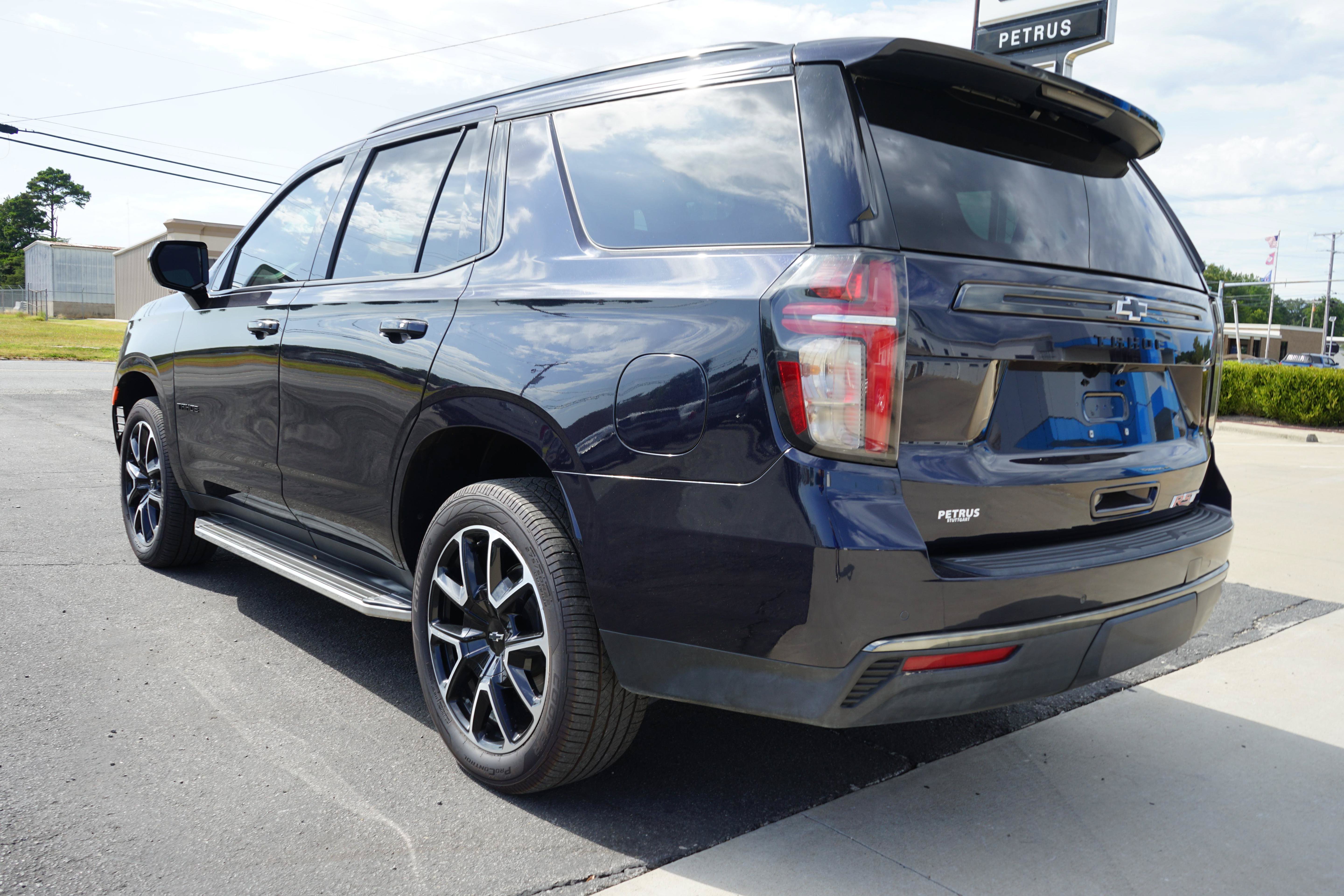 Used 2021 Chevrolet Tahoe RST w/ Rear Media and Nav Package AWD/4WD image 3