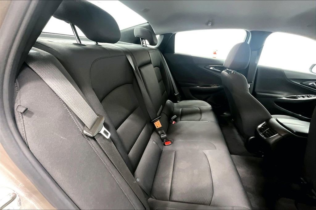 Used 2023 Chevrolet Malibu LT w/ Driver Confidence Package FWD image 26