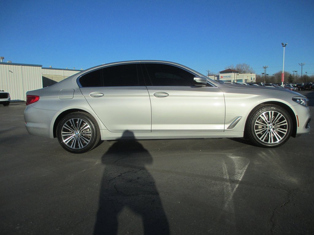 Used 2020 BMW 530i w/ Convenience Package image 4