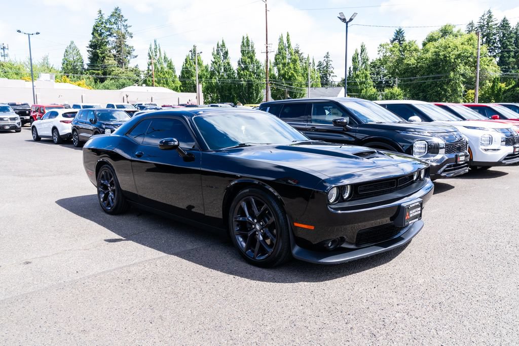 Used 2020 Dodge Challenger R/T w/ Blacktop Package RWD image 20