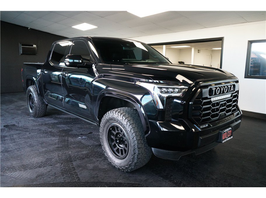 Used 2023 Toyota Tundra Platinum w/ Advanced Package AWD/4WD image 9