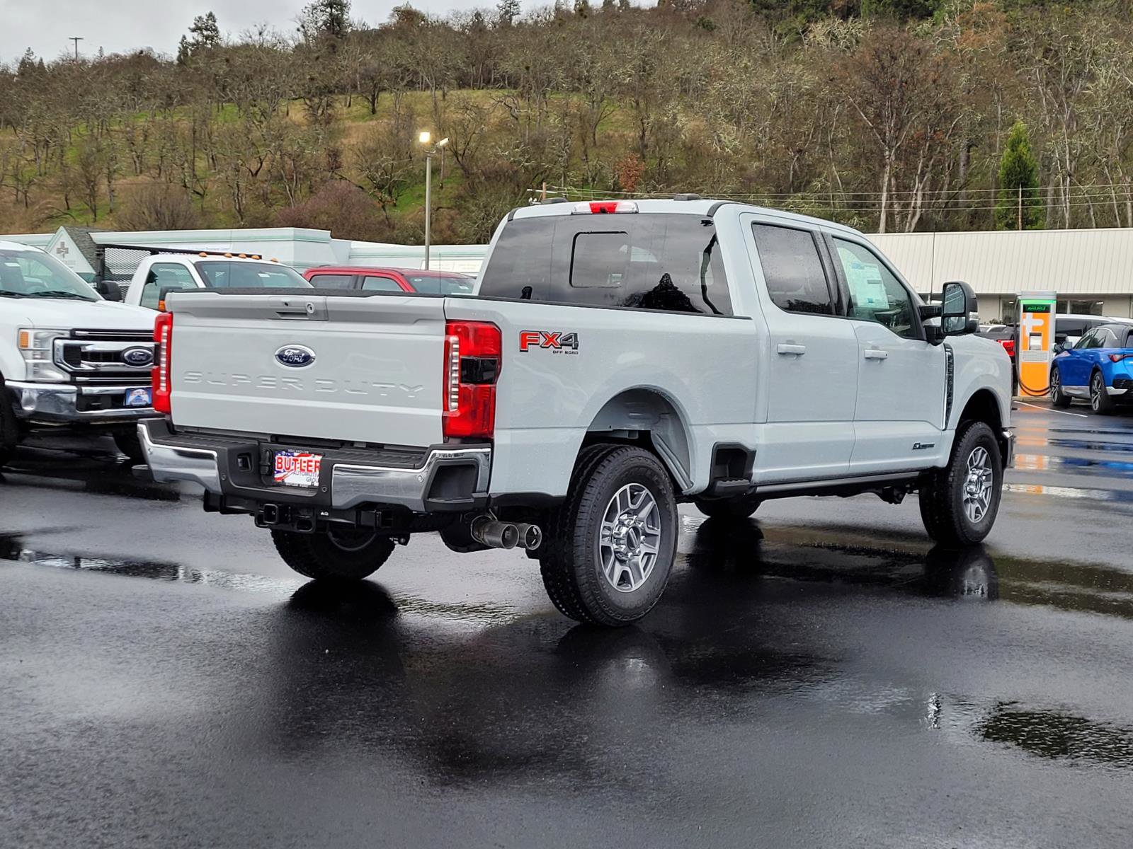 New 2026 Ford F250 Lariat w/ FX4 Off-Road Package image 5