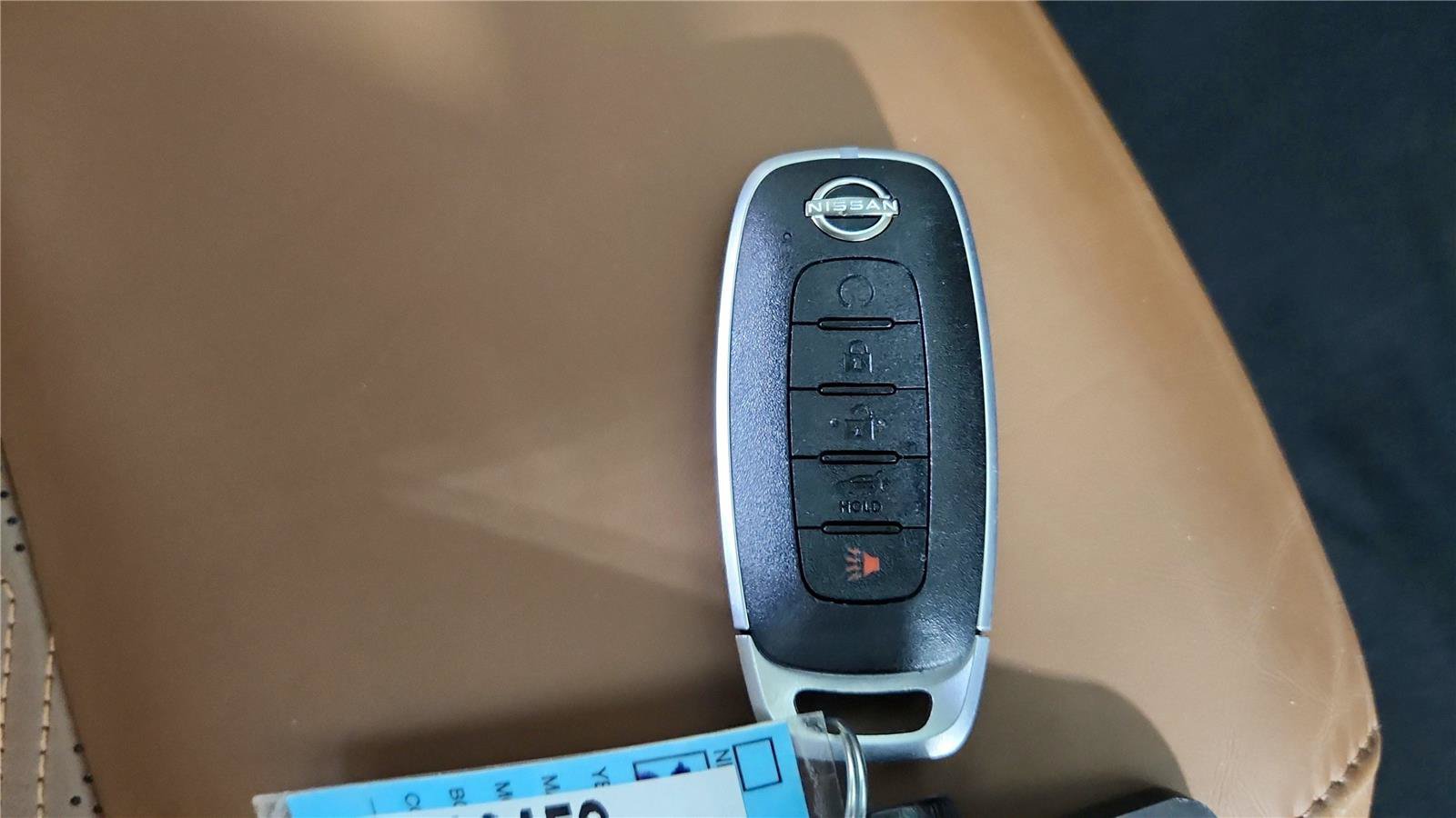 Used 2023 Nissan Pathfinder Platinum w/ Cargo Package FWD image 24