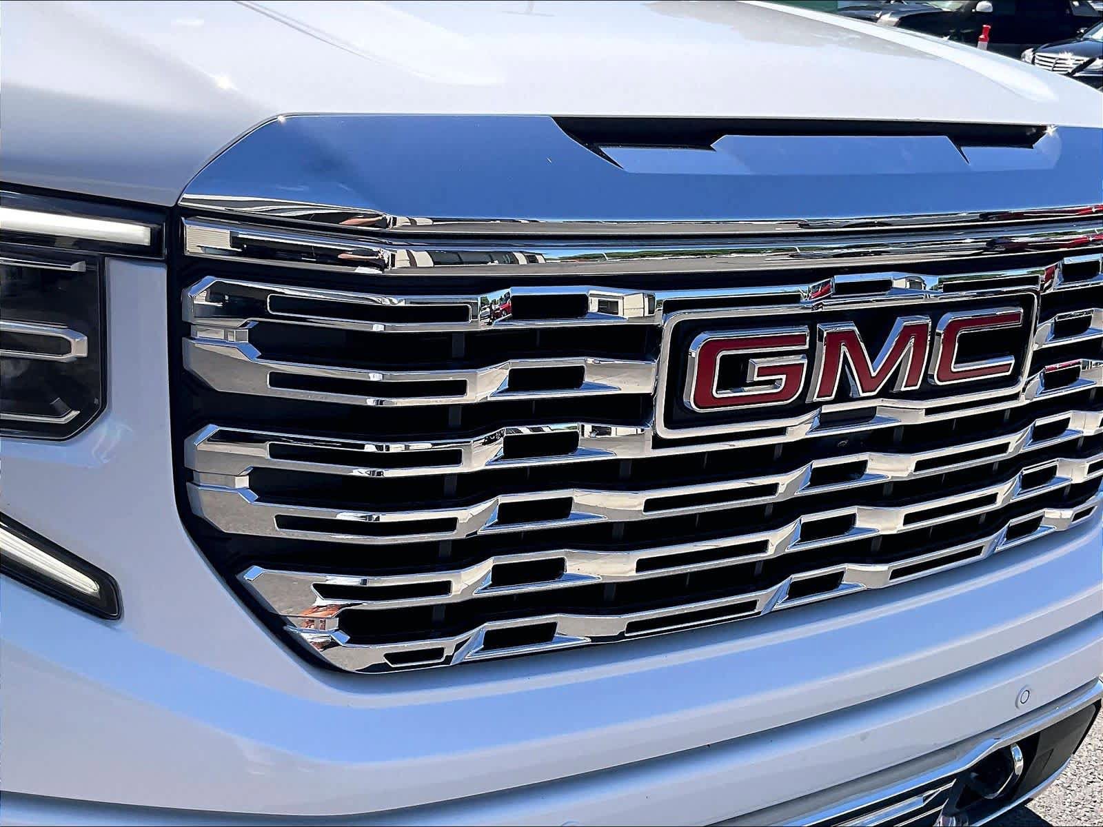 Used 2022 GMC Sierra 1500 Denali AWD/4WD image 30