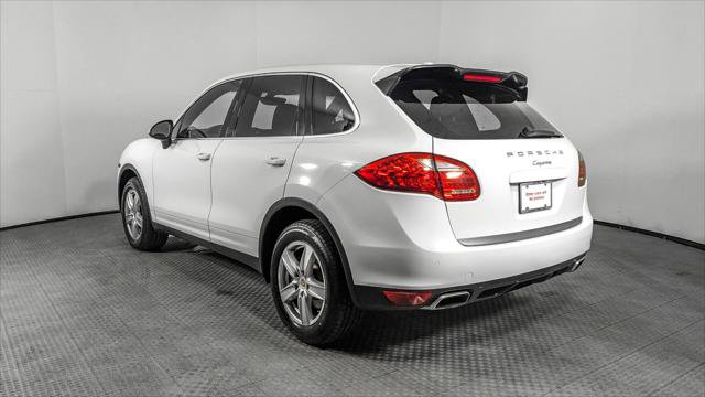 Used 2014 Porsche Cayenne Platinum Edition AWD/4WD image 5