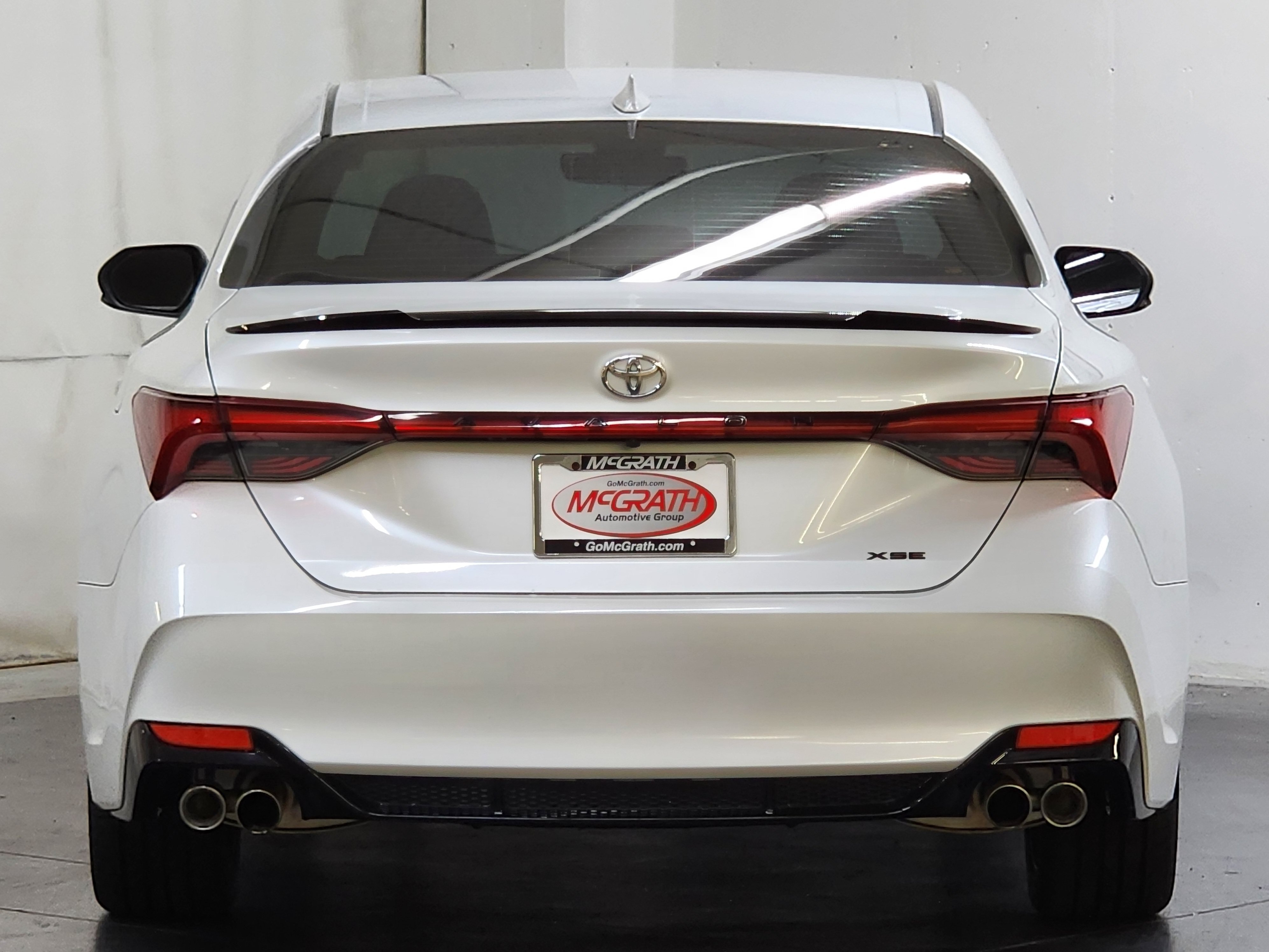Used 2019 Toyota Avalon XSE w/ All Weather Liner Package FWD image 6