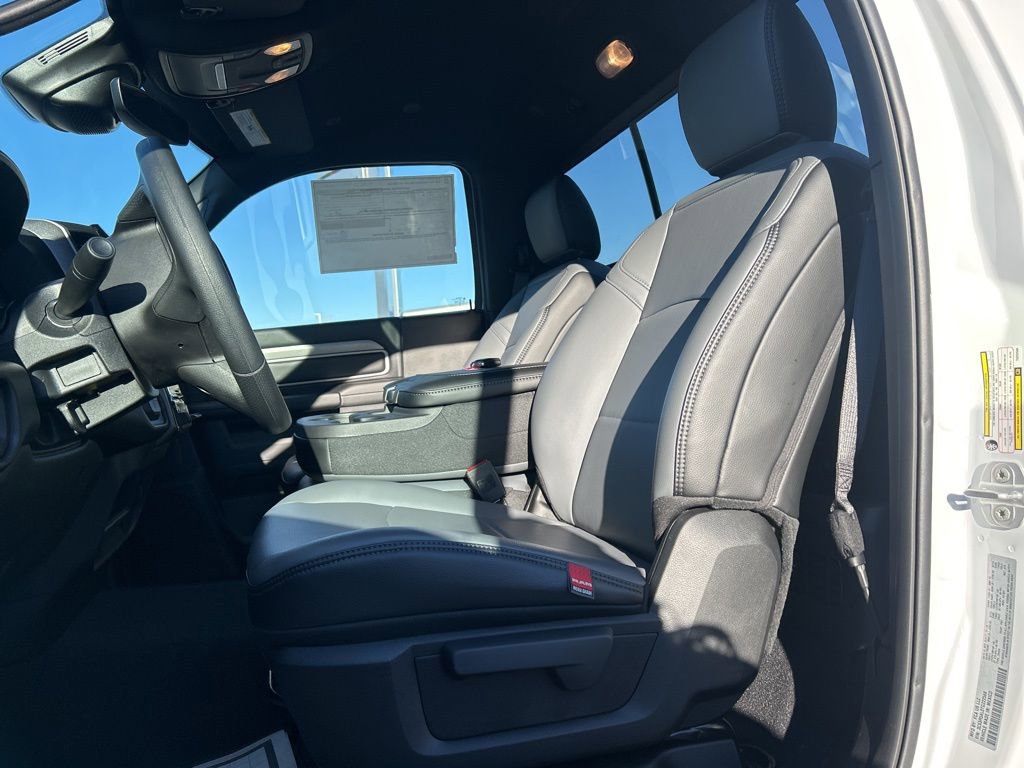 New 2026 RAM 2500 Tradesman AWD/4WD image 12