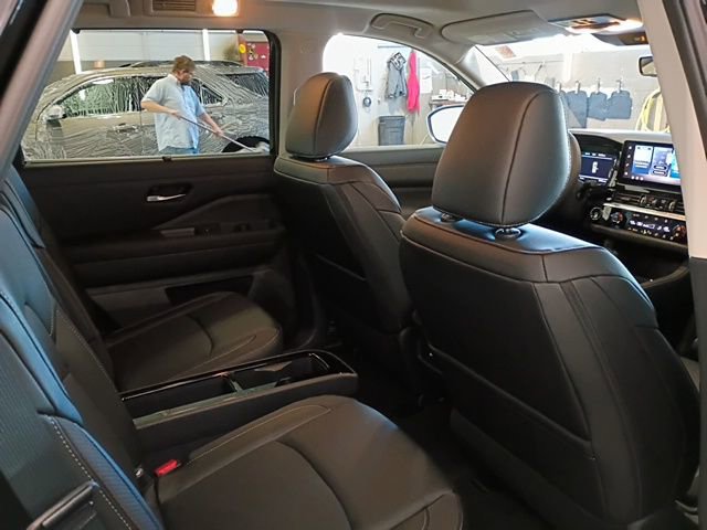 New 2026 Nissan Pathfinder SL image 11