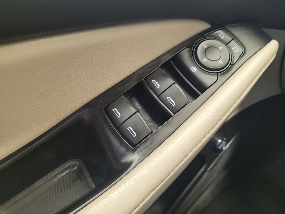 Used 2019 Buick Enclave Essence AWD/4WD image 27