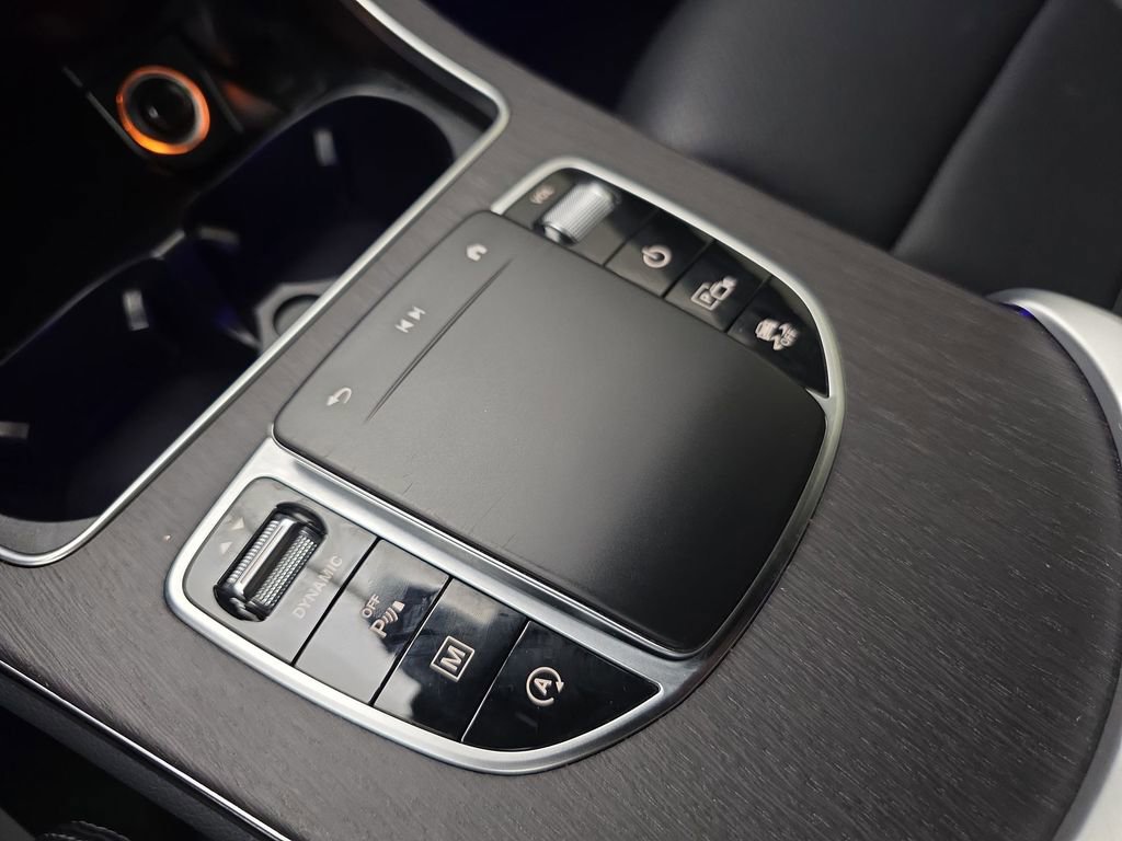 Used 2021 Mercedes-Benz GLC 300 4MATIC image 23