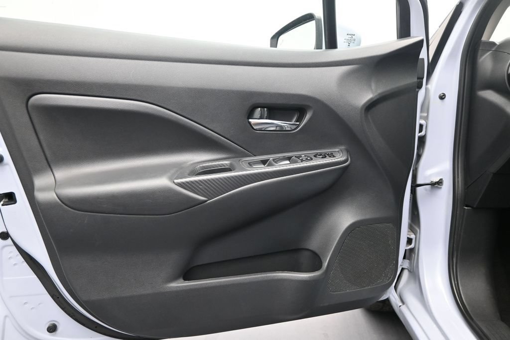 Used 2024 Nissan Versa SV FWD image 12