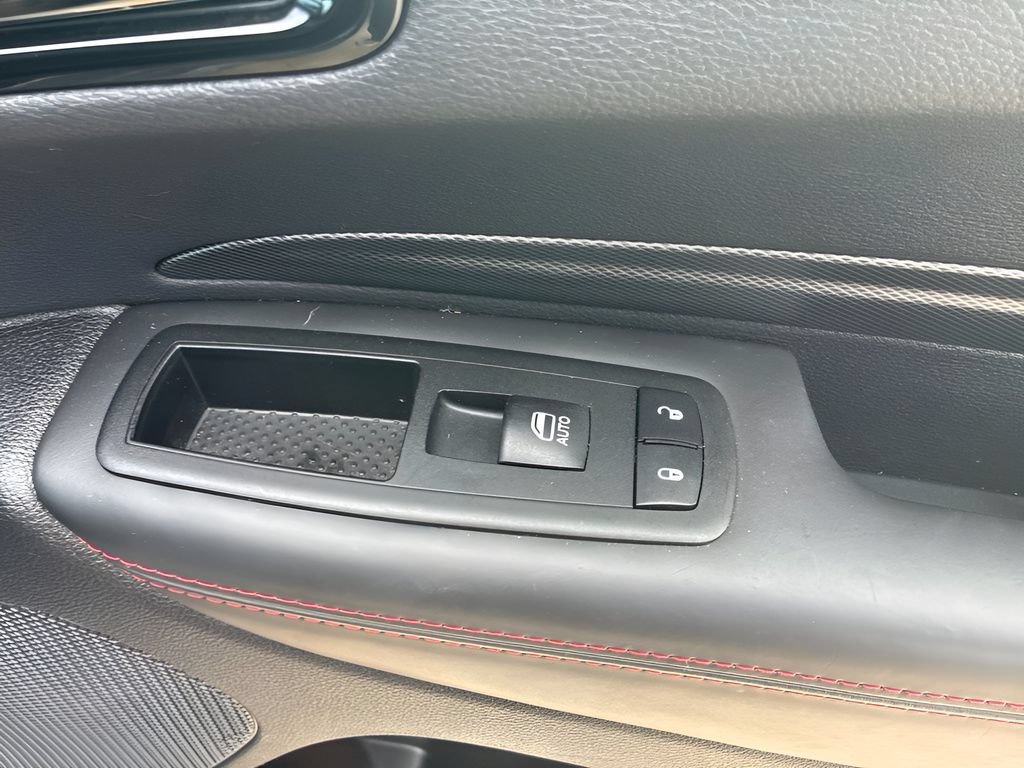 Used 2023 Dodge Durango GT AWD/4WD image 11