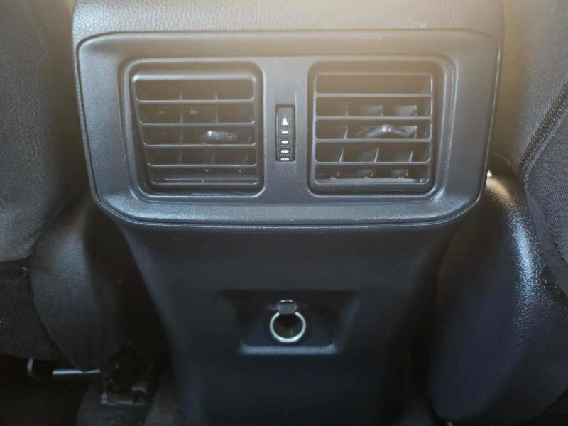 Used 2019 Toyota RAV4 LE image 62