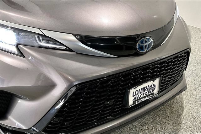 Used 2022 Toyota Sienna XSE AWD/4WD image 41