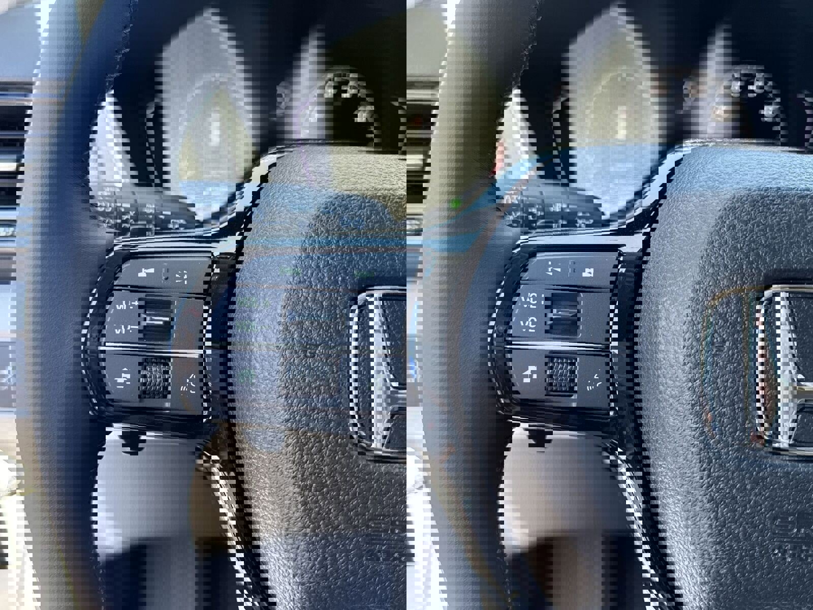 New 2025 Honda Pilot EX-L image 15