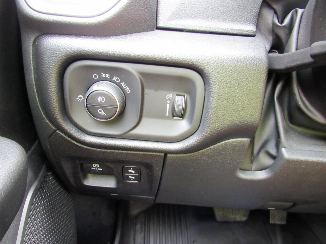 Used 2022 RAM 1500 Big Horn AWD/4WD image 20