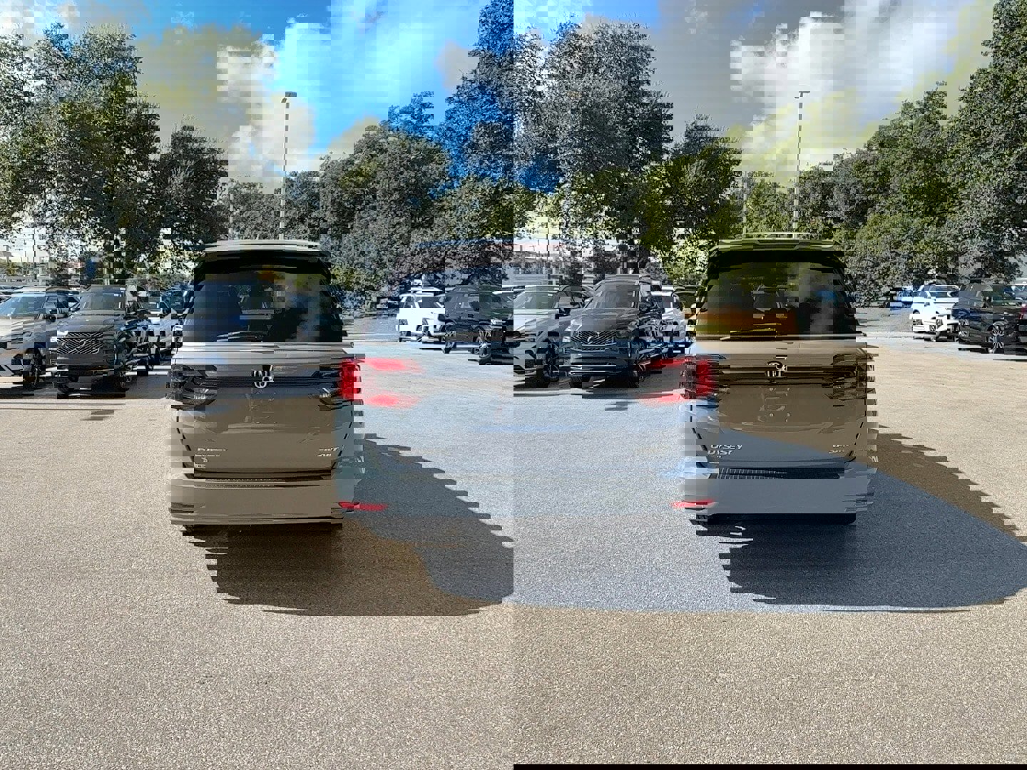 Used 2024 Honda Odyssey Sport image 5