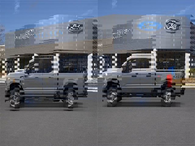 New 2026 Ford F250 XL image 3