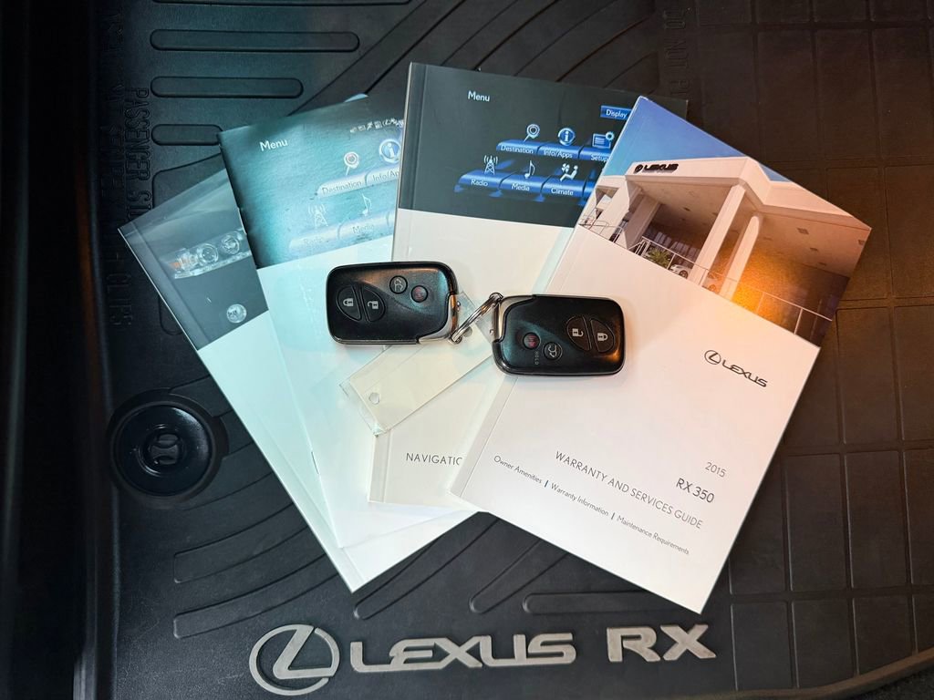Used 2015 Lexus RX 450h AWD image 38