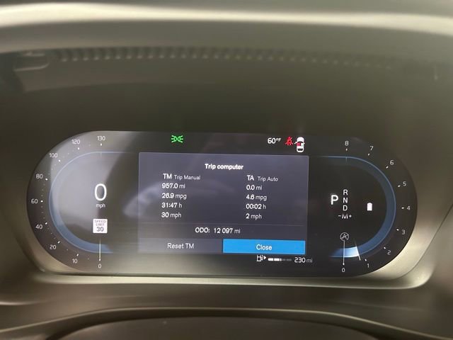 Used 2025 Volvo XC90 B6 Plus AWD/4WD image 17