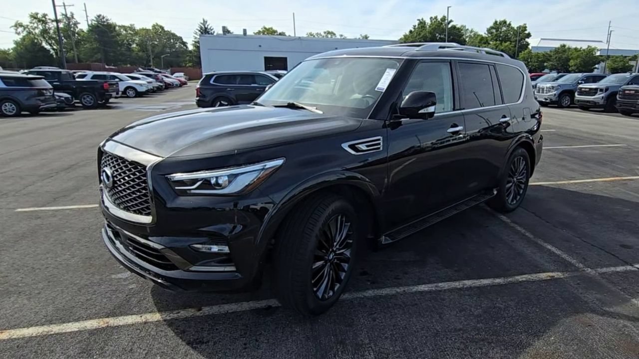 Used 2022 INFINITI QX80 Premium Select w/ Cargo Package AWD/4WD image 4