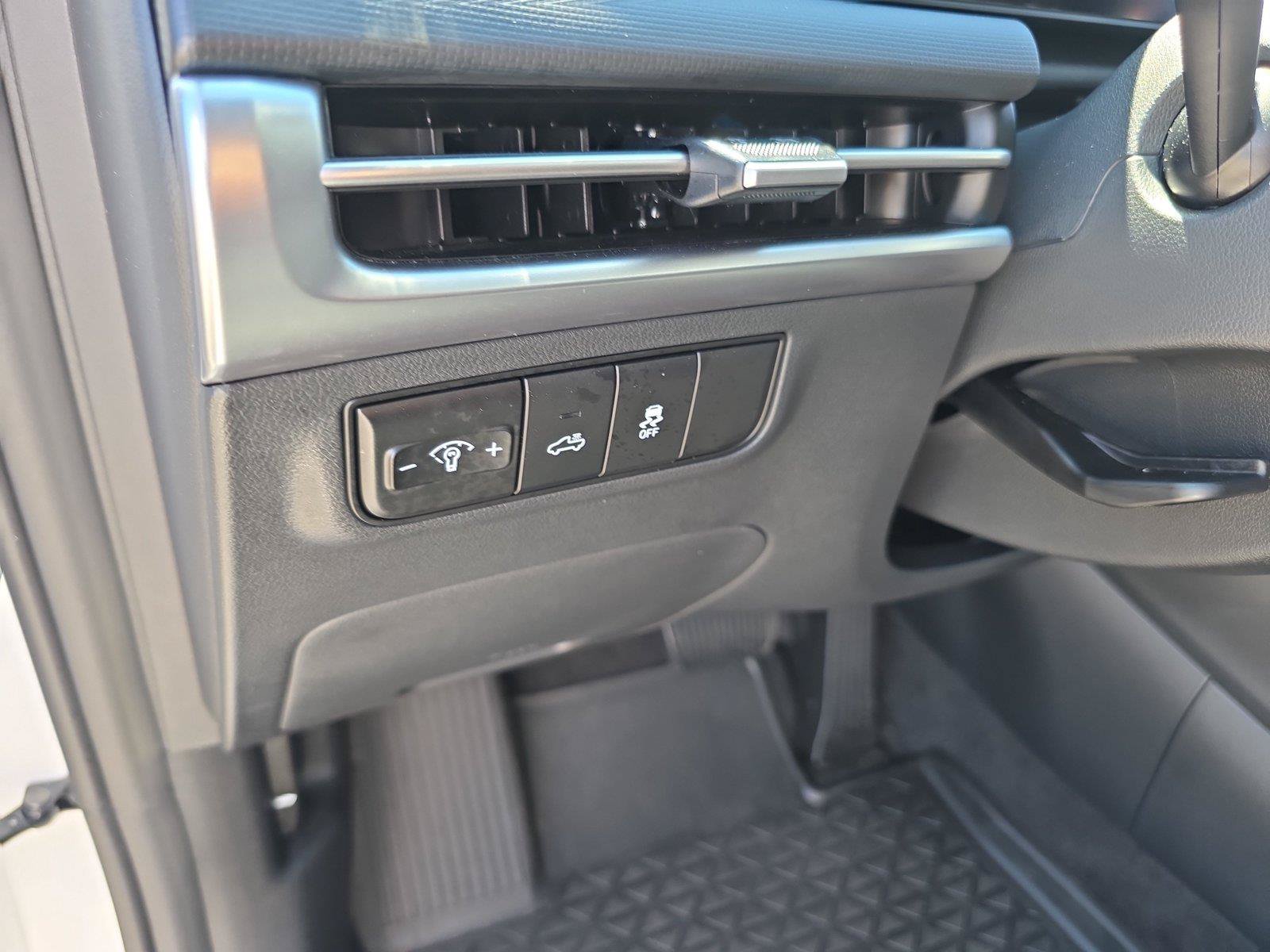 Certified 2026 Hyundai Santa Cruz SEL AWD/4WD image 37