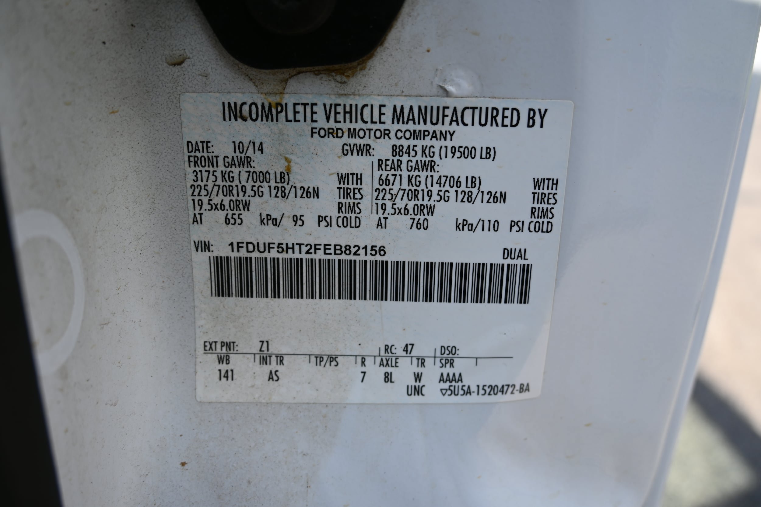 Used 2015 Ford F550 4x4 Regular Cab Super Duty image 12