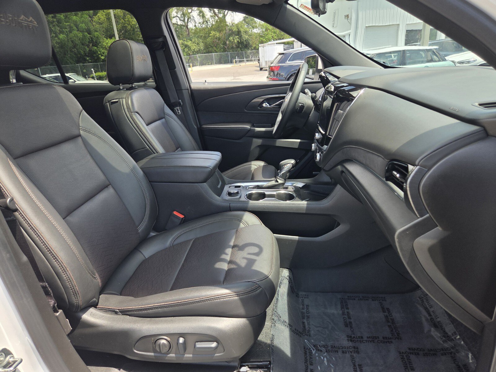 Used 2023 Chevrolet Traverse High Country w/ LPO, Floor Liner Package FWD image 17
