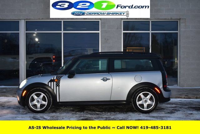 Used 2010 MINI Cooper Clubman Hardtop w/ Premium Pkg image 2