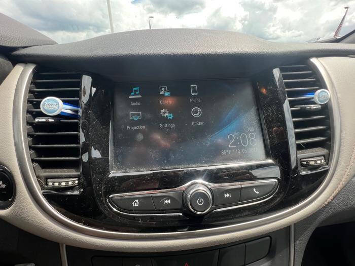 Used 2017 Chevrolet Trax LT w/ LT Convenience Package FWD image 33