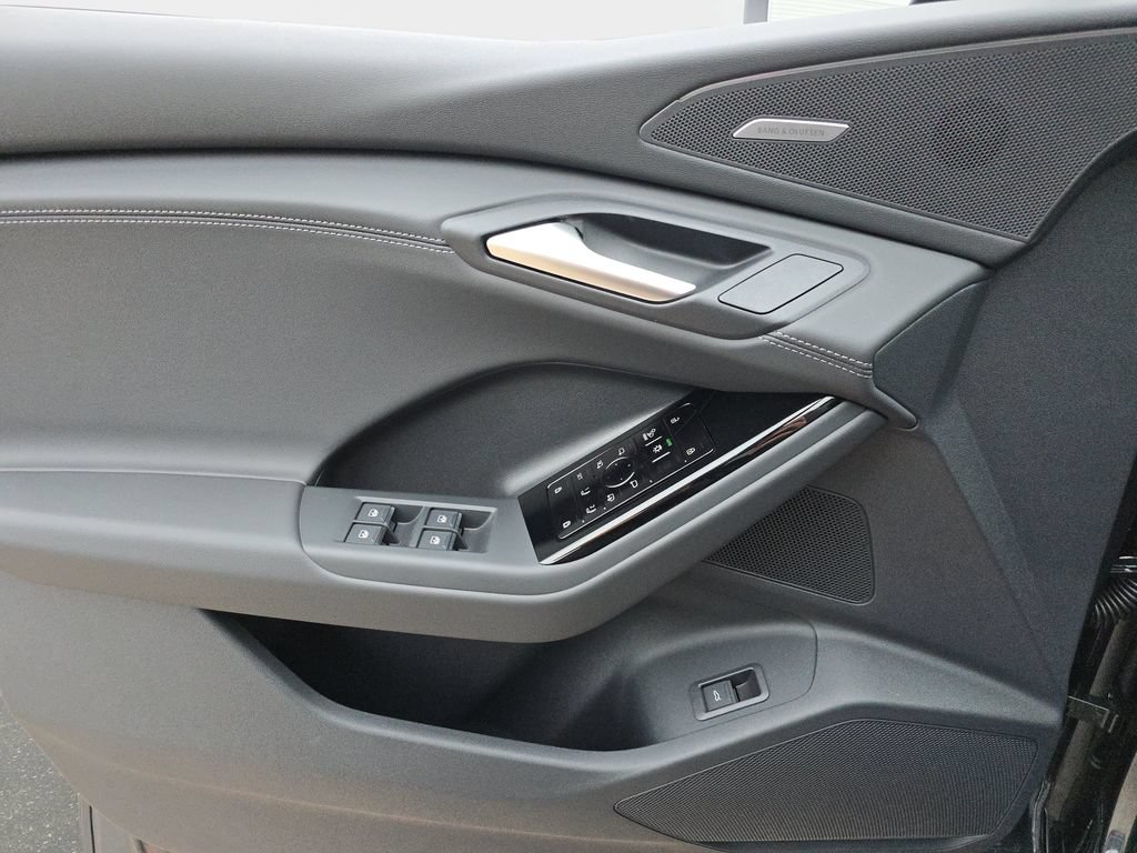 New 2027 Audi Q6 e-tron Premium Plus RWD image 18