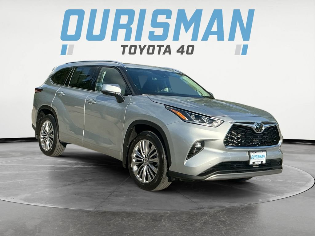 Used 2024 Toyota Highlander Platinum
