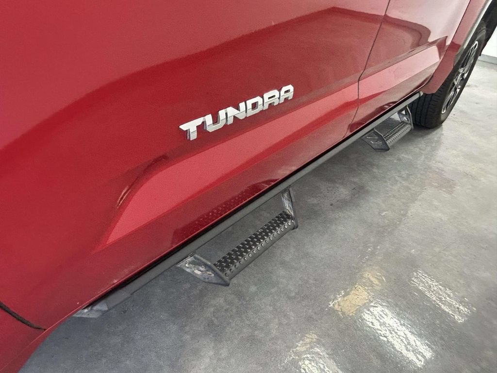Used 2024 Toyota Tundra Limited AWD/4WD image 9